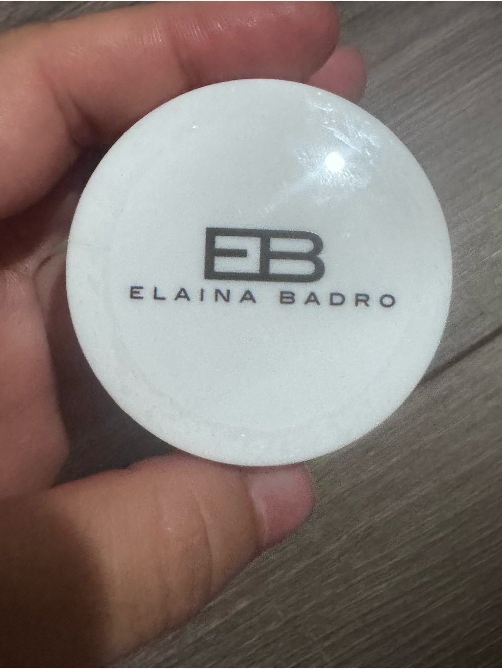 Elaina Badro White Setting Powder — Lightweight Matte Finish